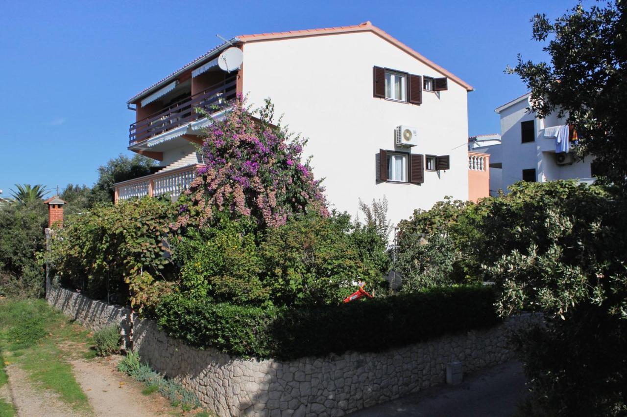 Family Friendly Seaside Apartments Kozino, Zadar - 5749 بيتريتْشاني المظهر الخارجي الصورة