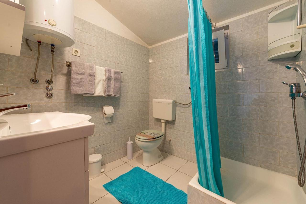 Family Friendly Seaside Apartments Kozino, Zadar - 5749 بيتريتْشاني المظهر الخارجي الصورة
