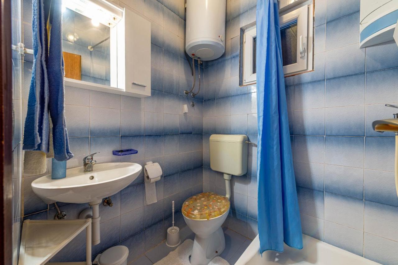 Family Friendly Seaside Apartments Kozino, Zadar - 5749 بيتريتْشاني المظهر الخارجي الصورة