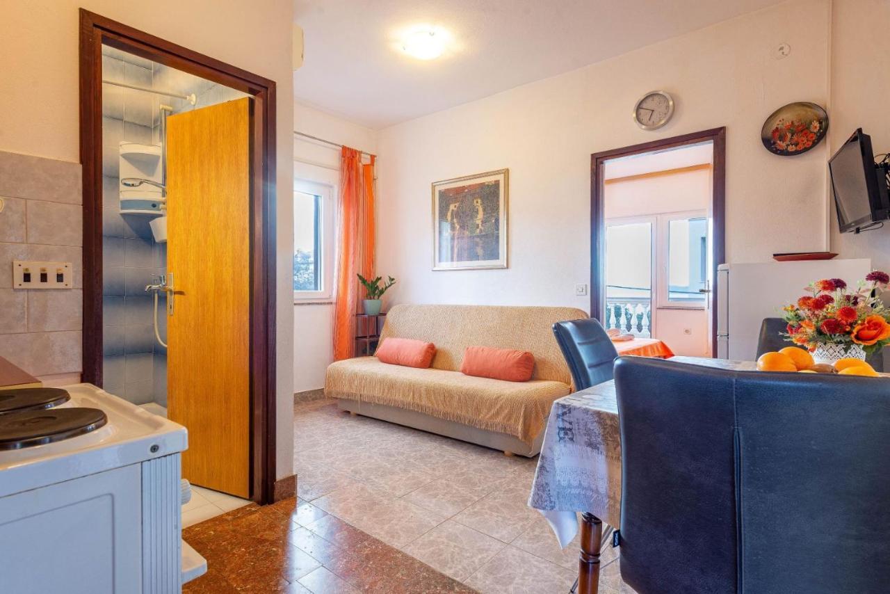 Family Friendly Seaside Apartments Kozino, Zadar - 5749 بيتريتْشاني المظهر الخارجي الصورة